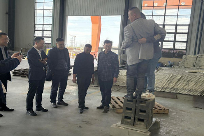 2_副本_副本.jpg 2_副本_副本.jpg